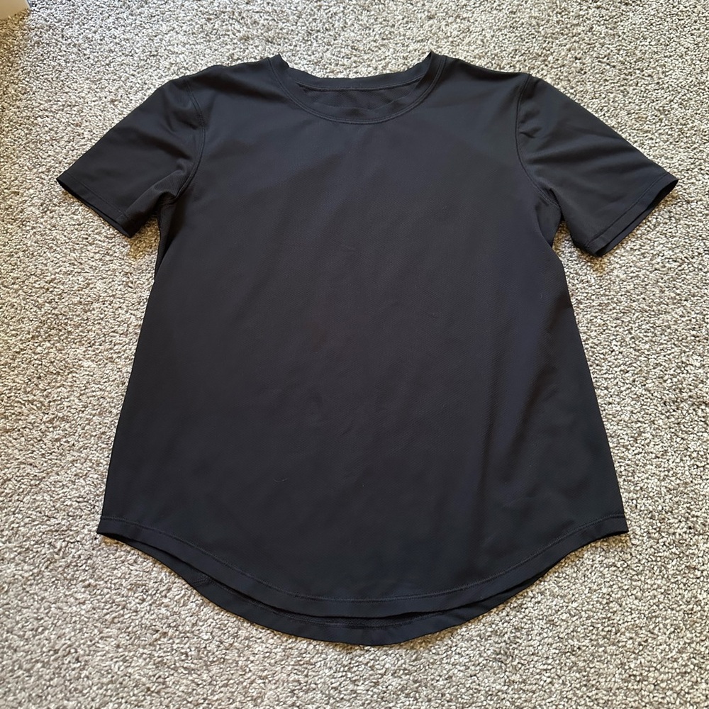 lululemon athletica Black Short Sleeve Tee